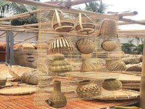 Bộ dụng cụ bắt cá truyền thống